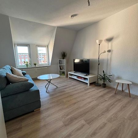 1 Raum Dachgeschosswohnung In Ruhiger Lage Limabach - Oberfrohna Extérieur photo