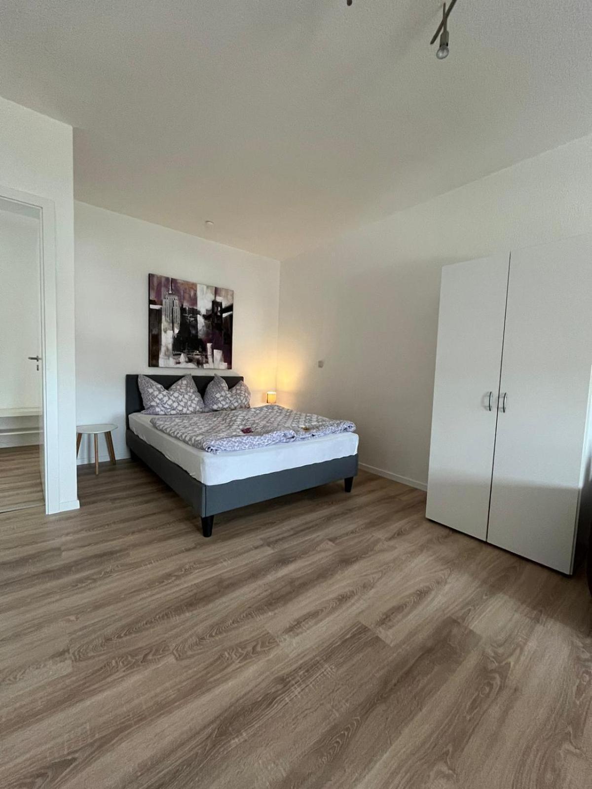 1 Raum Dachgeschosswohnung In Ruhiger Lage Limabach - Oberfrohna Extérieur photo